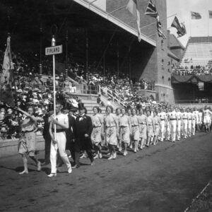 Suomen joukkue Tukholman olympialaisten avajaisissa 1912-0
