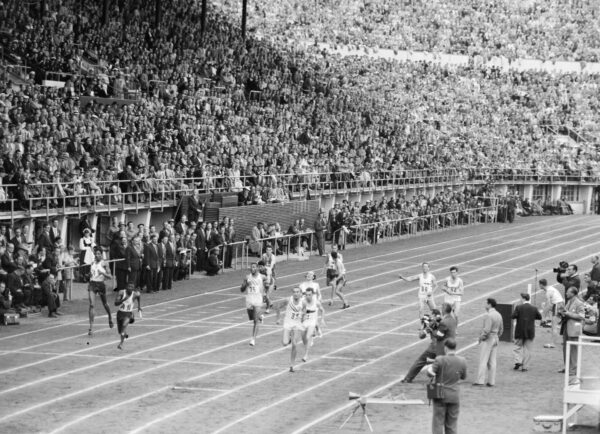 Leslie Laing ja Gerrard Cole Helsingin olympialaisissa 1952 -0