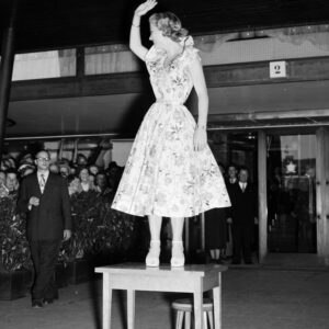 Miss Universum Armi Kuusela Helsingin olympialaisissa 1952-0