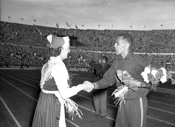Malvin Whitfield Helsingin olympialaisissa 1952-0