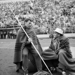 Cyrys Young ja Simeon Iness Helsingin olympialaisissa 1952.-0