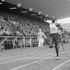 Gerard Mach, Paul Dolan, Jean-Pierre Goudeau ja George Rhoden Helsingin olympialaisissa 1952-0