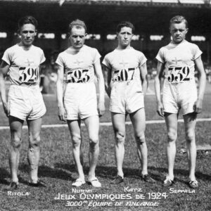 Suomen 3000 m juoksujoukkue Pariisissa 1924-0