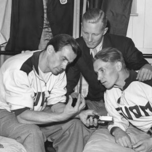 Tapio Rautavaara, Kuuno Honkonen ja Salomon Könönen Lontoon olympialaisissa 1948-0