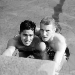 Yoshinobu Oyakawa (USA) ja Jack Taylor (USA) Helsingin olympialaissa 1952-0