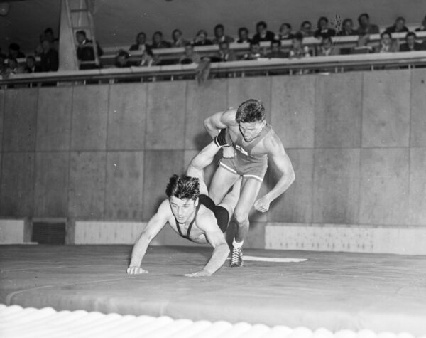 Rolf Ellerbrock ja Rauno Mäkinen Helsingin olympialaisissa 1952-0