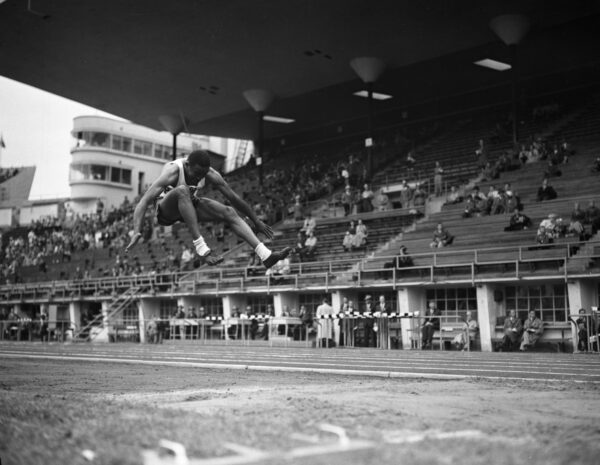 Francisco Castro (PRI) Helsingin olympialaisissa 1952-0