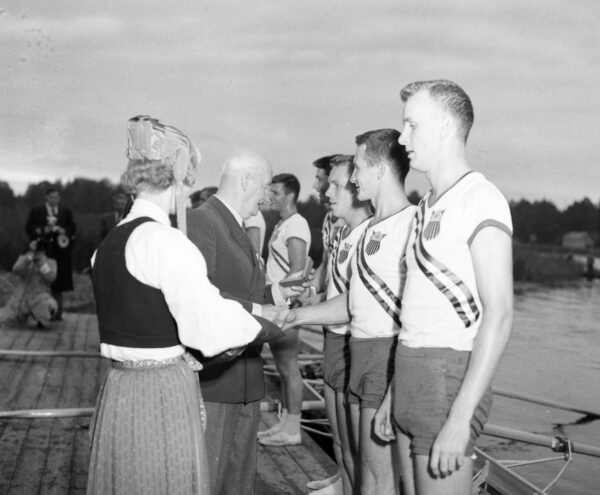 Yhdysvaltojen soutukahdeksikko Helsingin olympialaisissa 1952-0