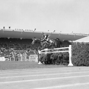 Raimondo D´Inzeo Helsingin olympiakisoissa 1952