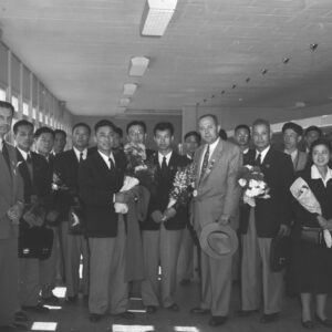 Kiinan olympiajoukkue lentokentällä heinäkuussa 1952